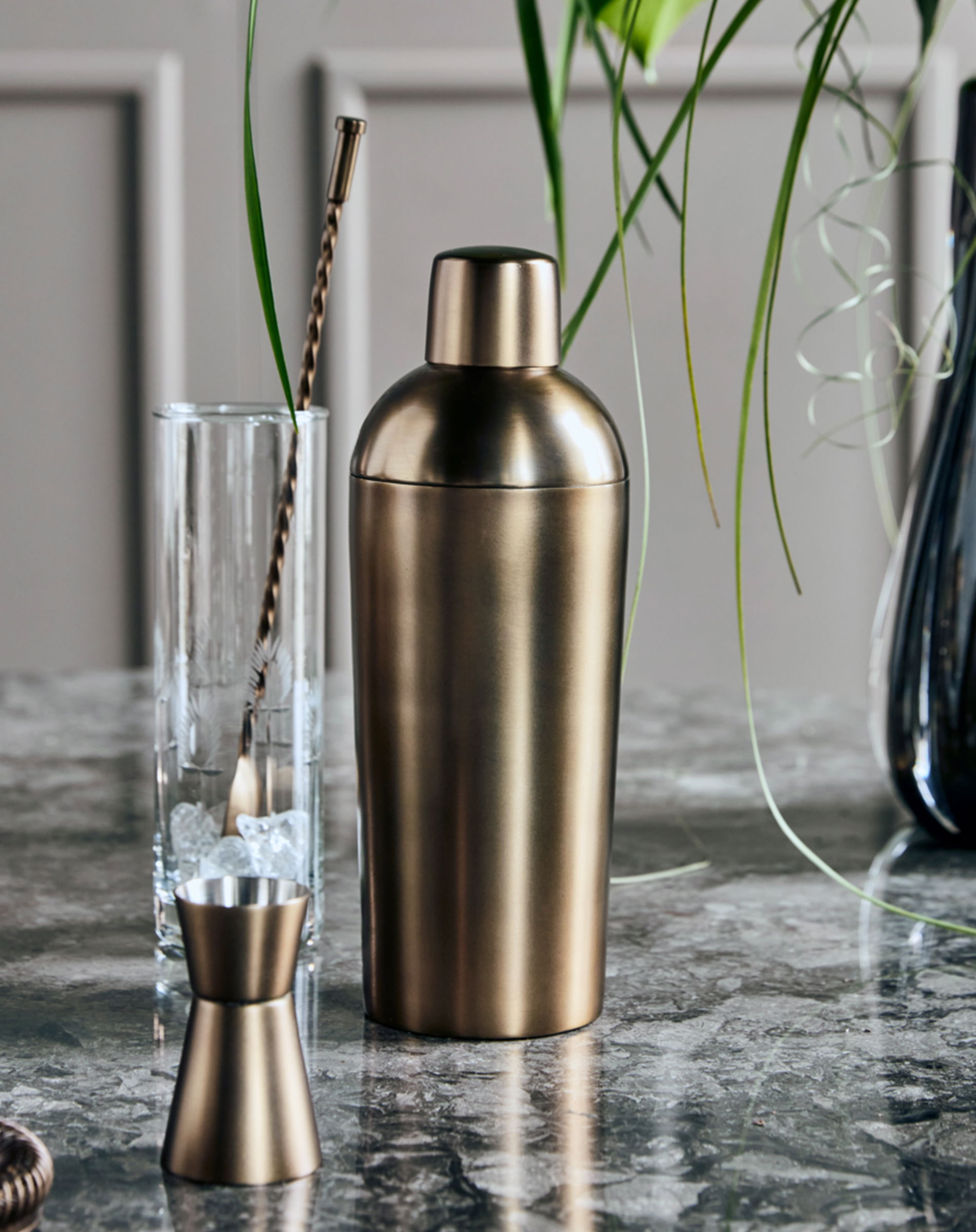 Baar Shaker - Antique Brass