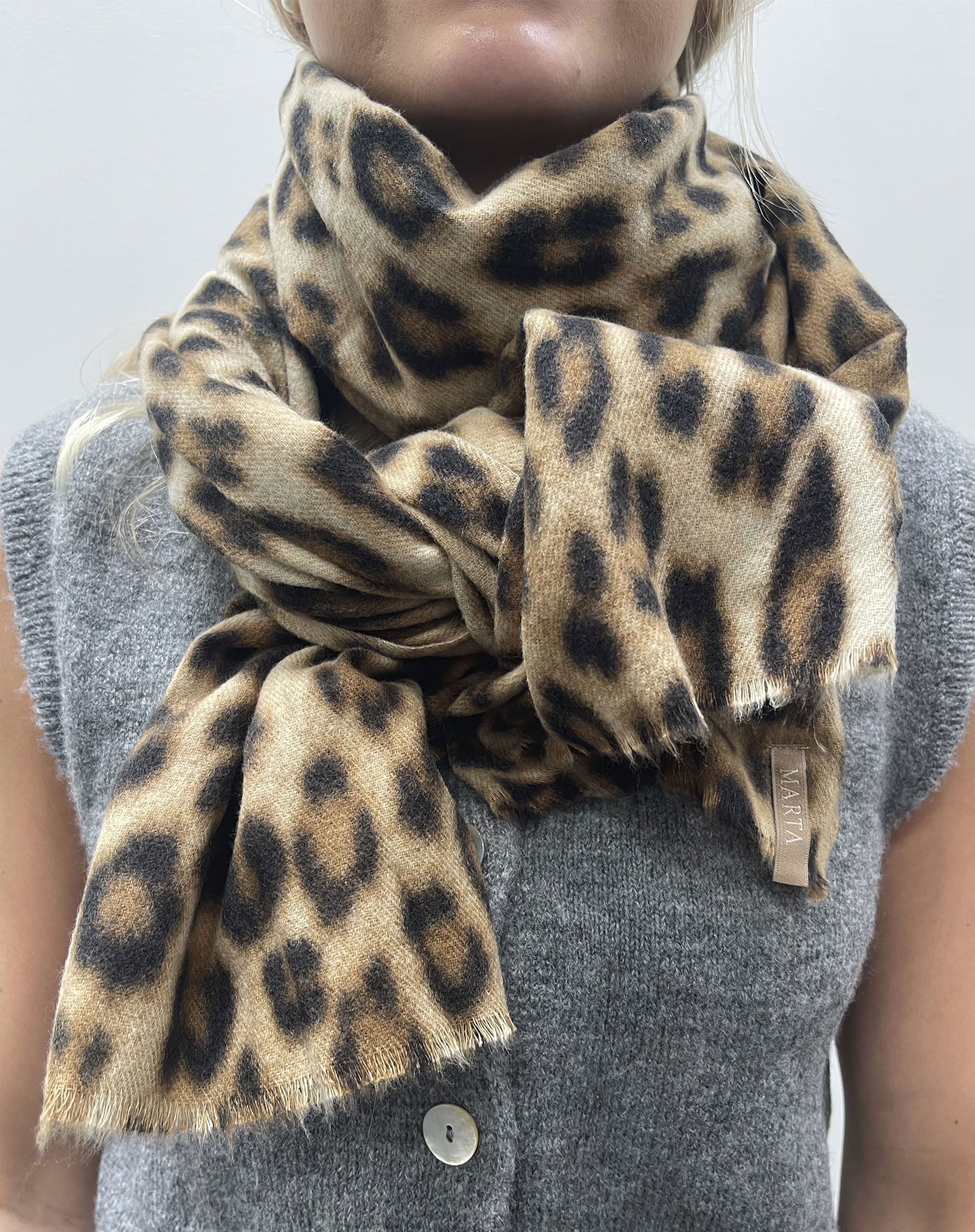 MDCMocca Leo Halstrøklæde - Leo Print