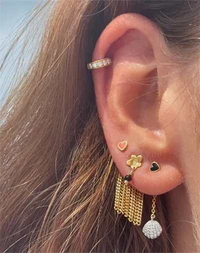 Dancing Chains Behind Single Ørering - Guldfarvet