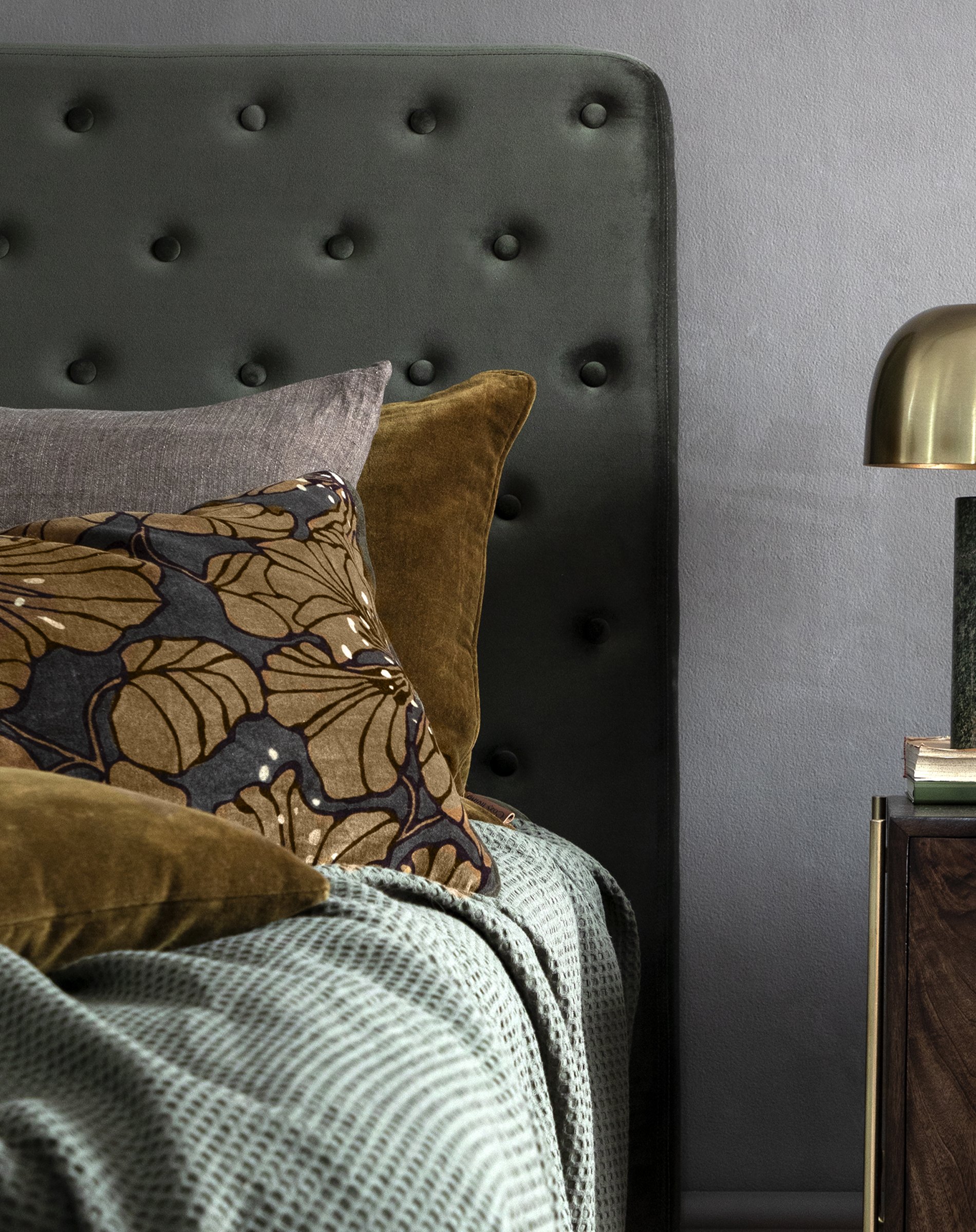 Velvet Soft Gable Pude - Mustard - 50 x 90 Cm