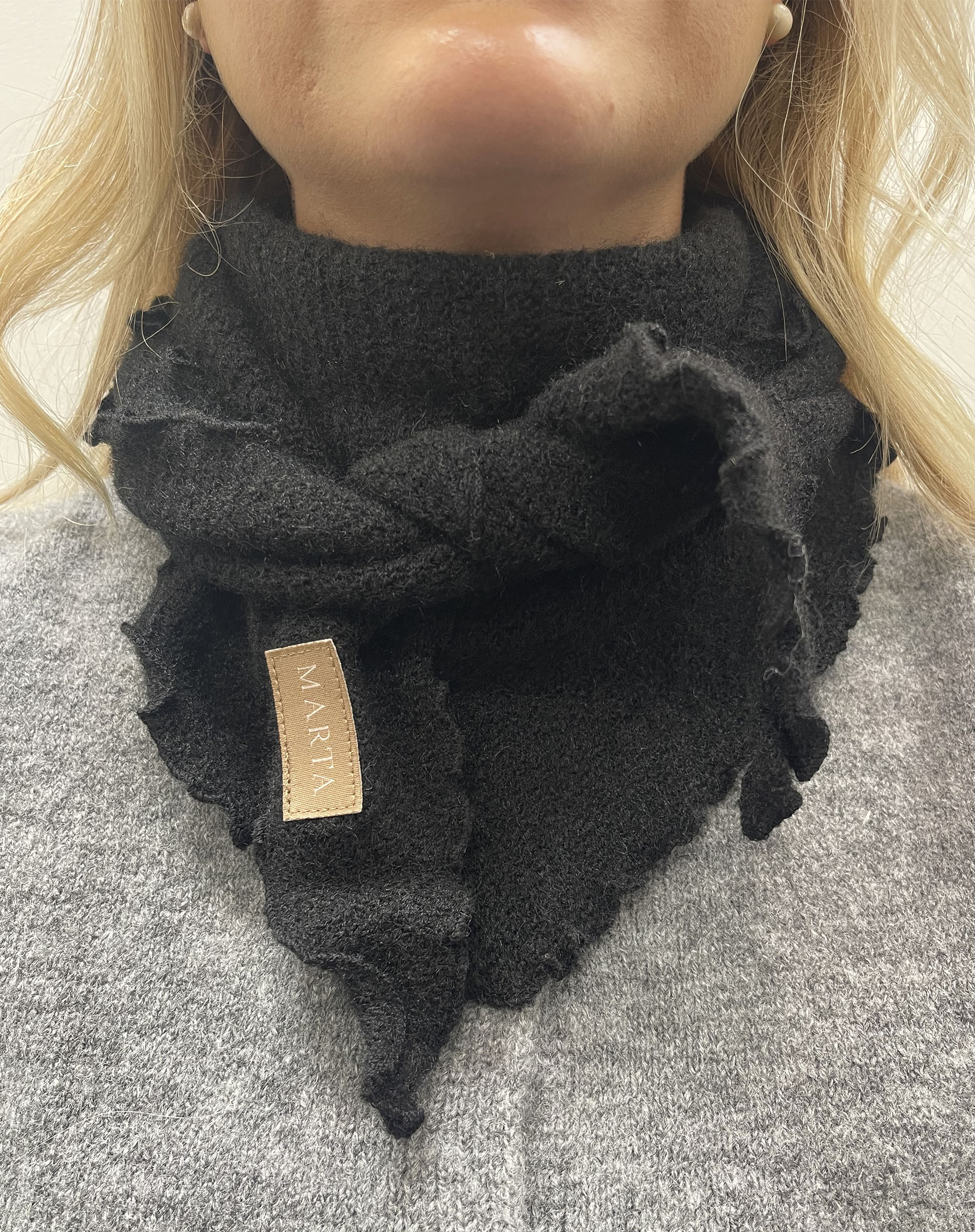 MDCAgnete Halstørklæde - Black 