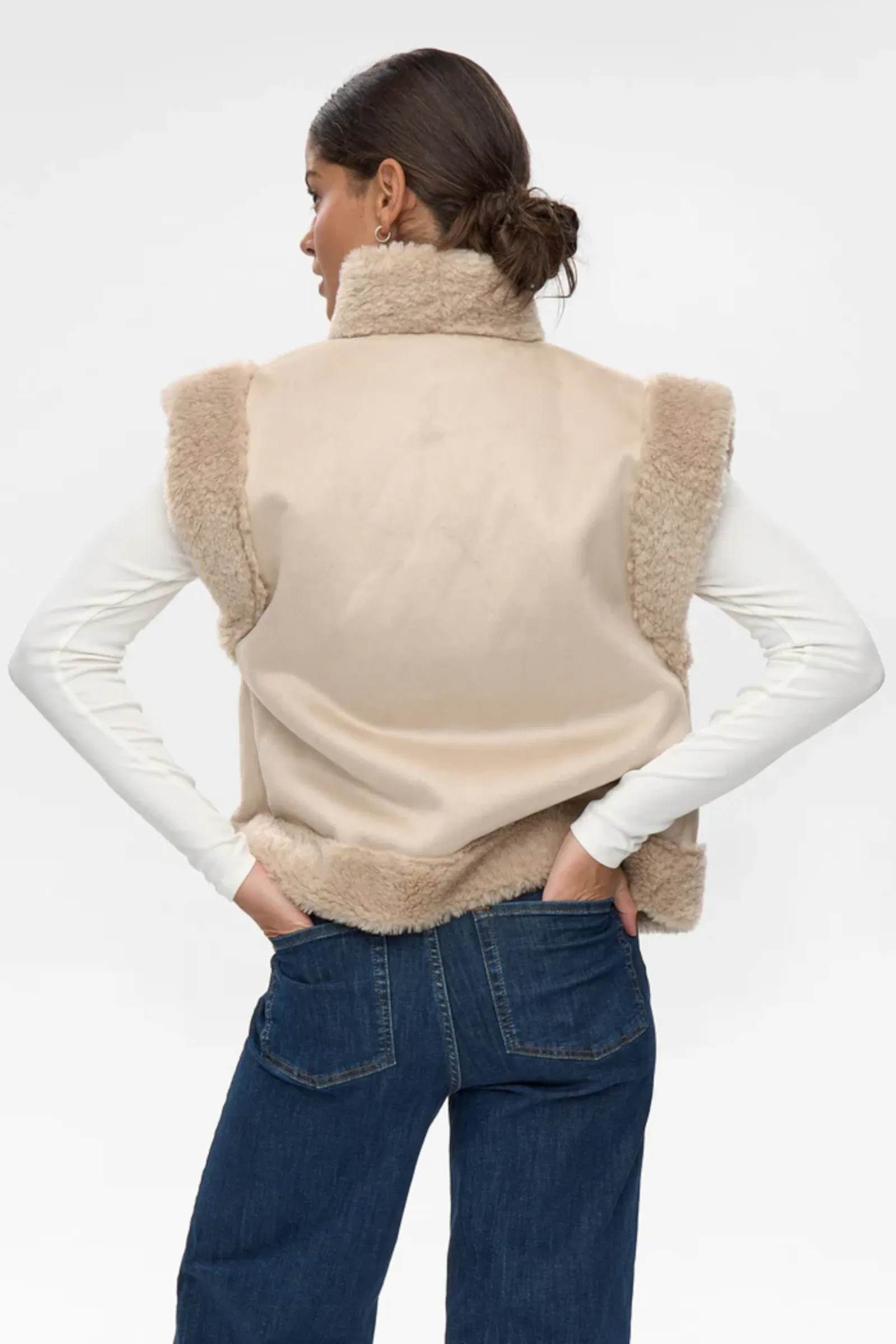 Nuelliot Vest - Grey Mom