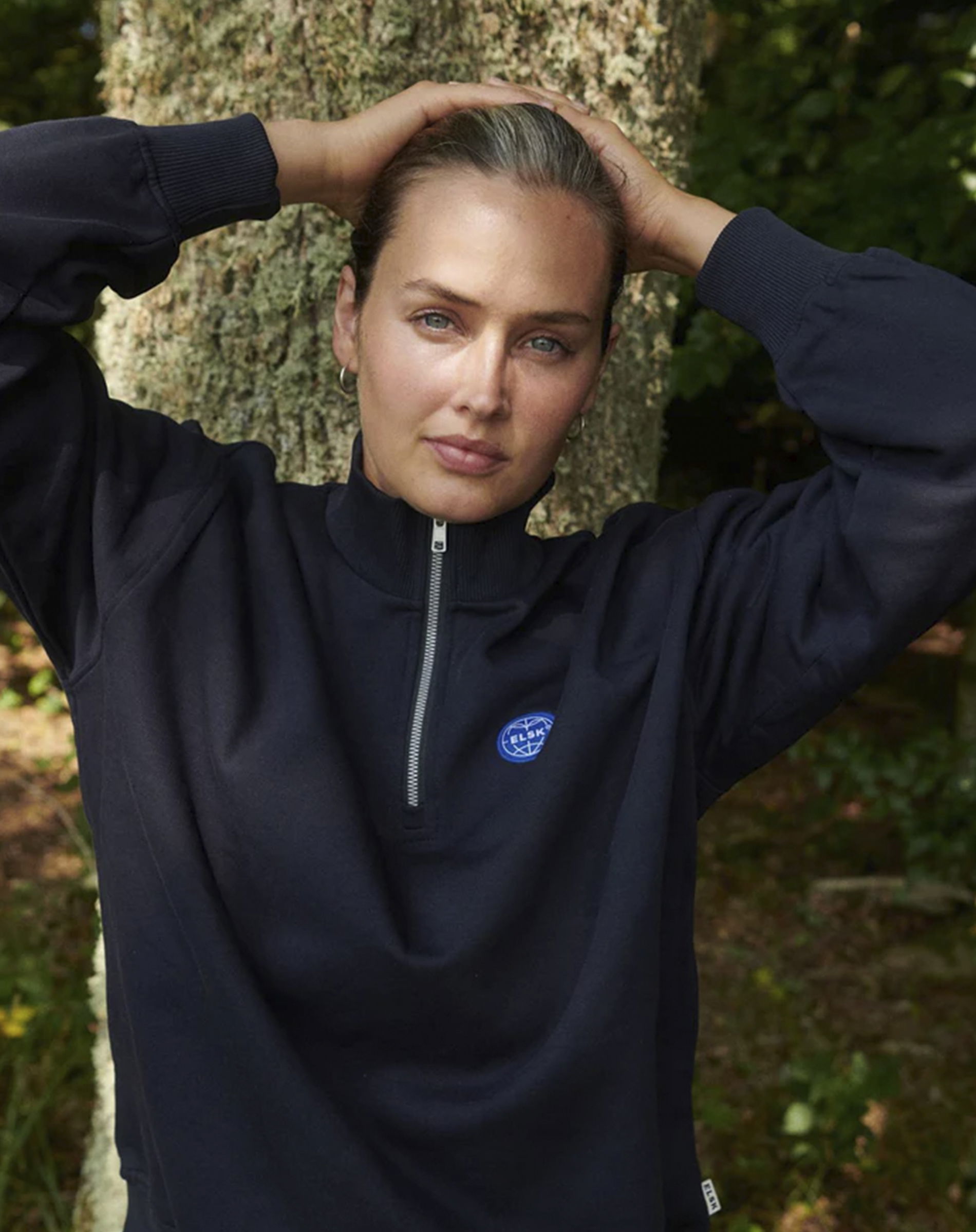 Elsk - Globe Womens Zip Up Sweatshirt - Dark Navy