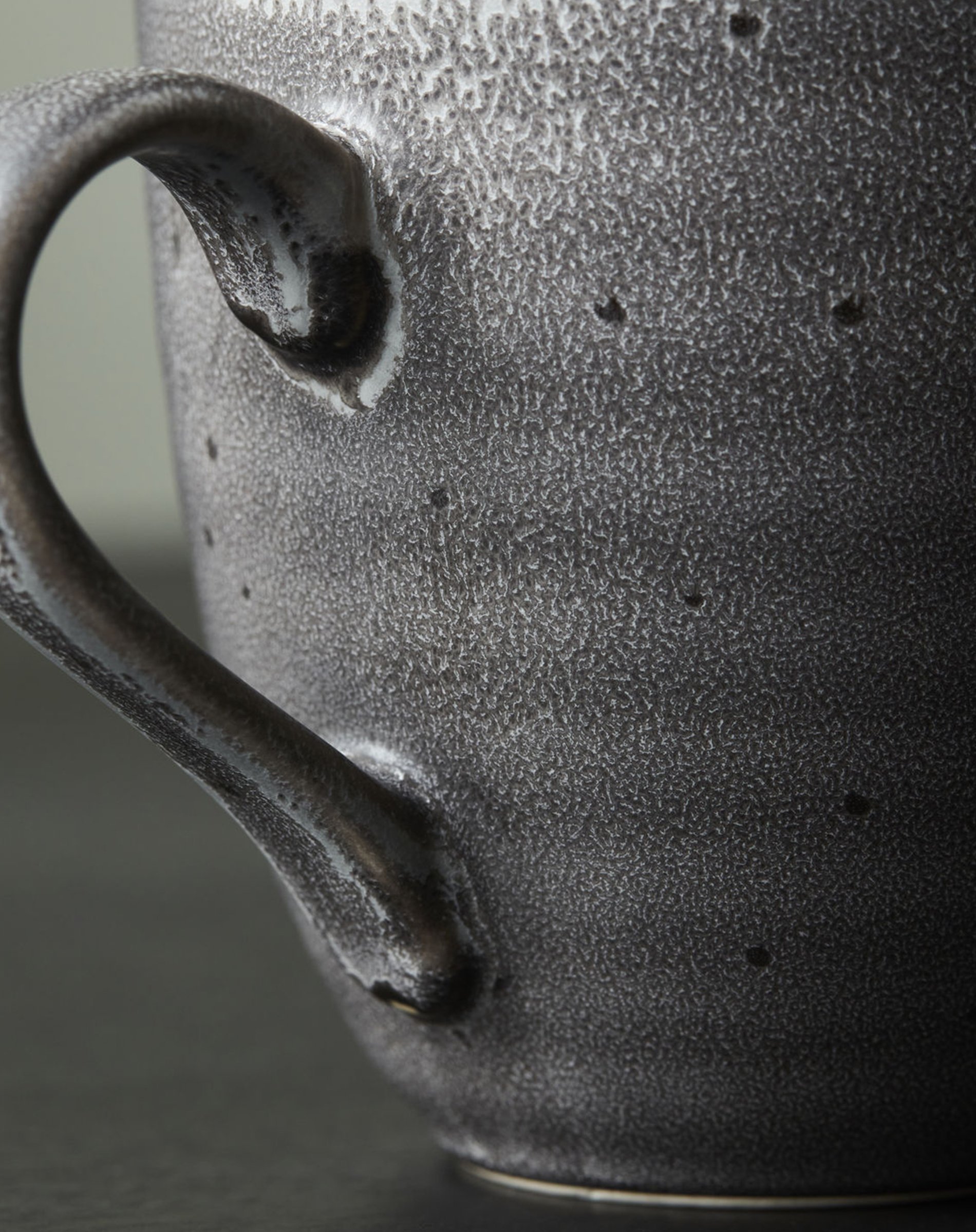 Krus - Rustic - Dark Grey