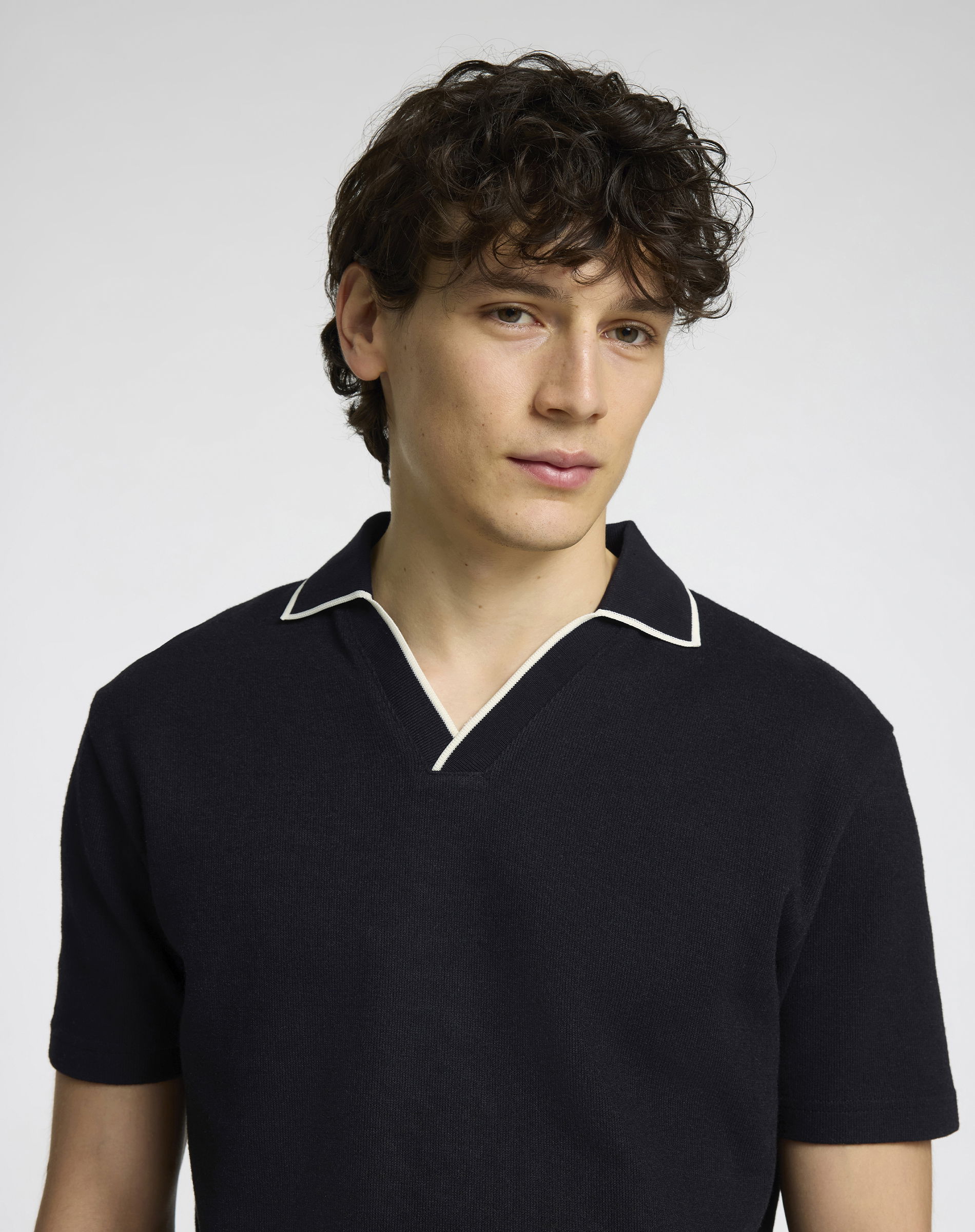 Sangev Split Neck Polo