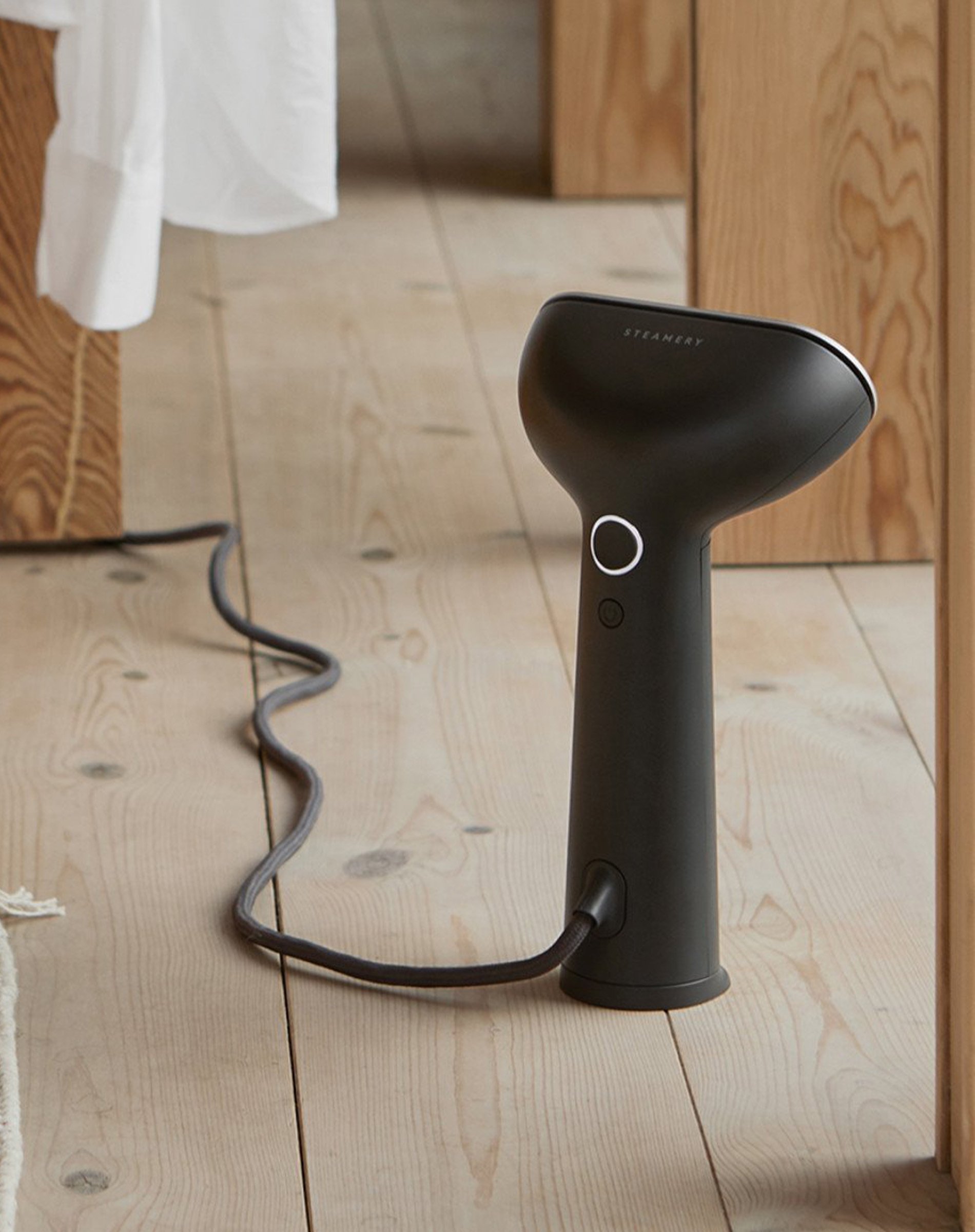 STEAMERY Cirrus No. 3 Iron Steamer byKalstrup